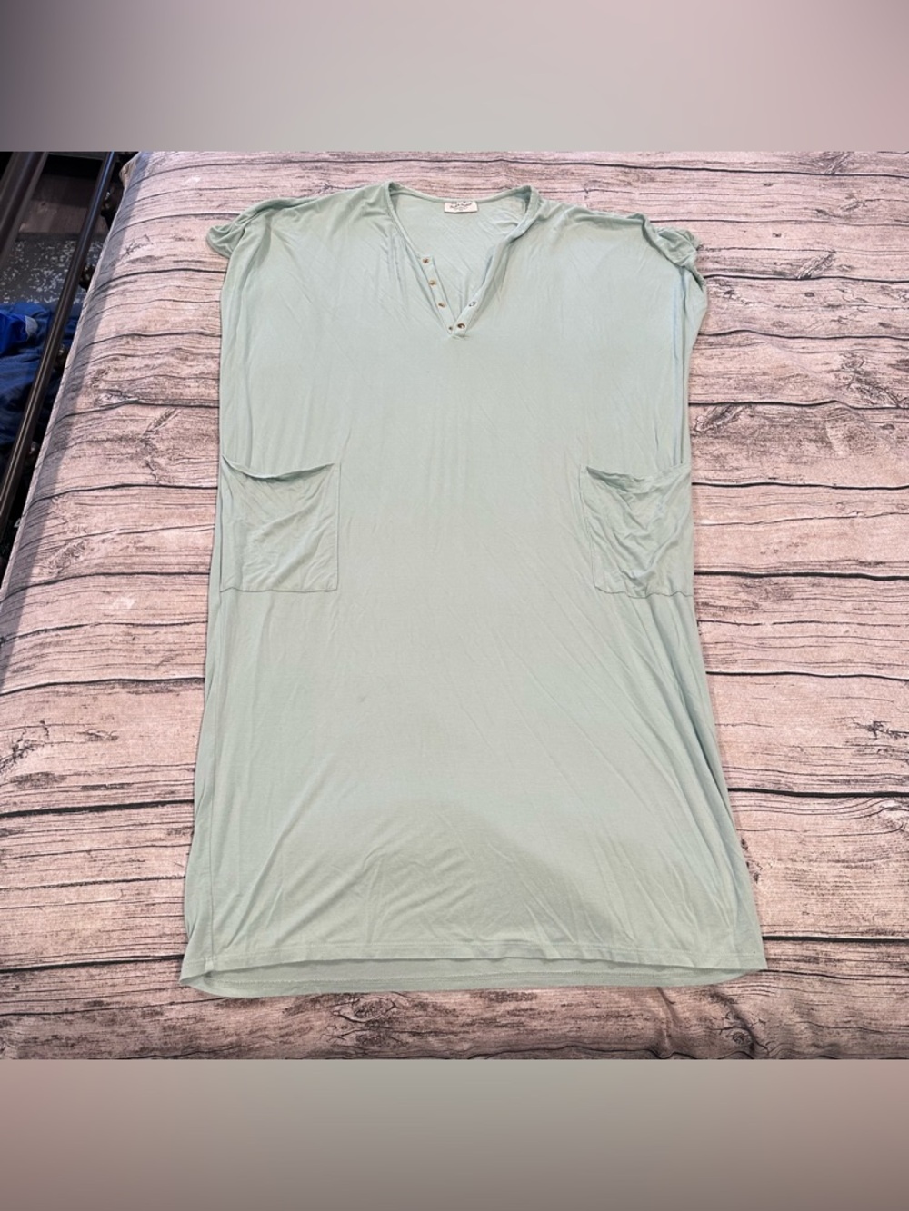 Dwell & Slumber Light Mint Henley V-Neck Pocket House Dress Size XS/S